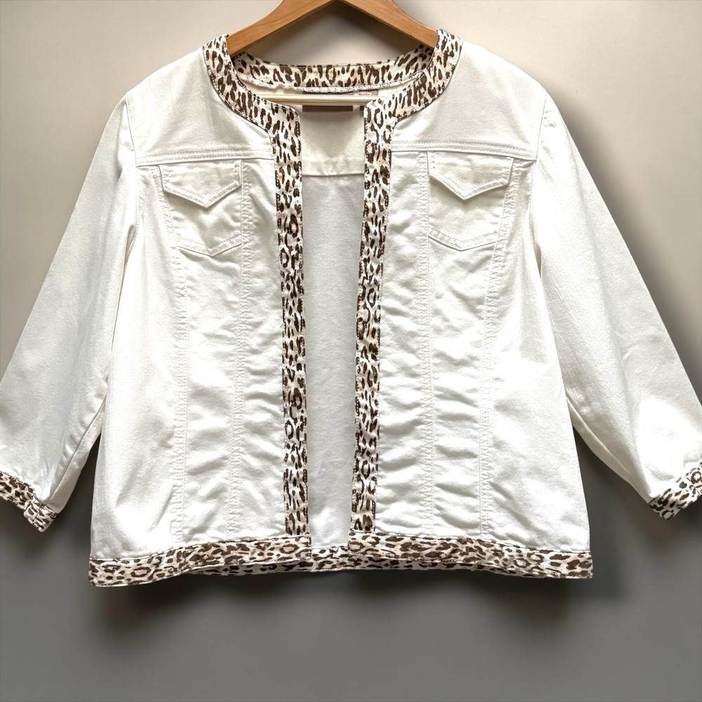 Chico's White Denim Jacket Leopard Print Trim Open Front Size 2 Large Stretch